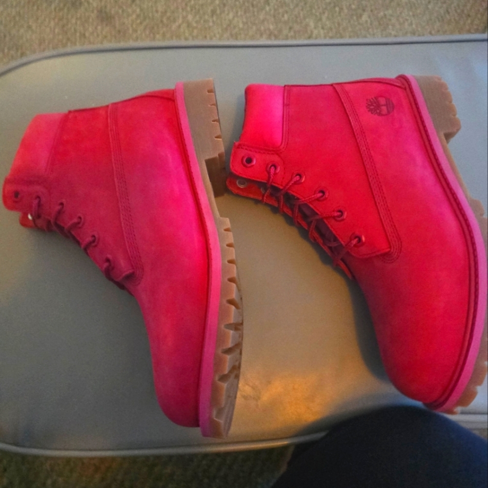 Timberland pink boots